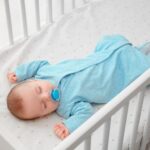como dormir al bebe en su cuna